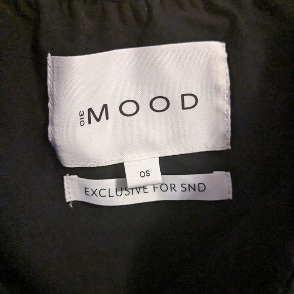 310 MOOD Black Slip Dress with Adjustable Spaghetti Straps One Size - Picture 4 of 5